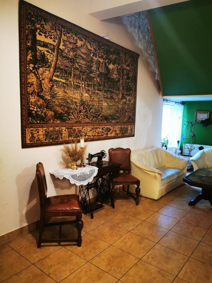 Hotel Zabawa Esterno foto