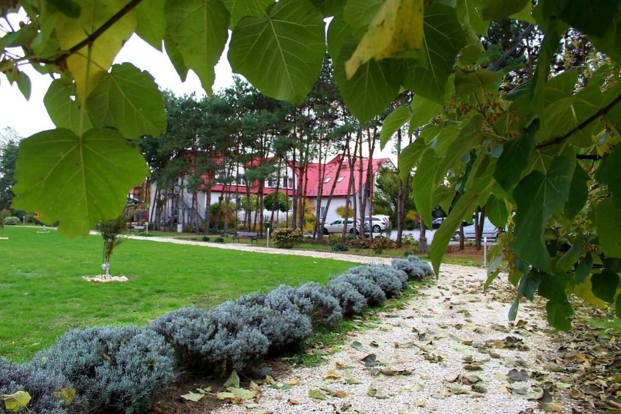 Hotel Zabawa Esterno foto